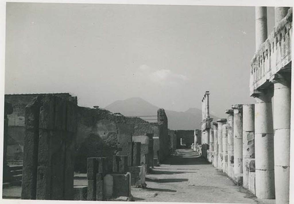 VII.8 Pompeii Forum. 1956. Looking north along the west side. Photo courtesy of Rick Bauer.