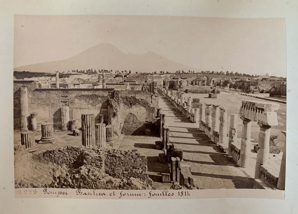 VII.8.00 Pompeii. Album by M. Amodio, c.1880, entitled “Pompei, destroyed on 23 November 79, discovered in 1748”.
Looking north along west side. Photo courtesy of Rick Bauer.

