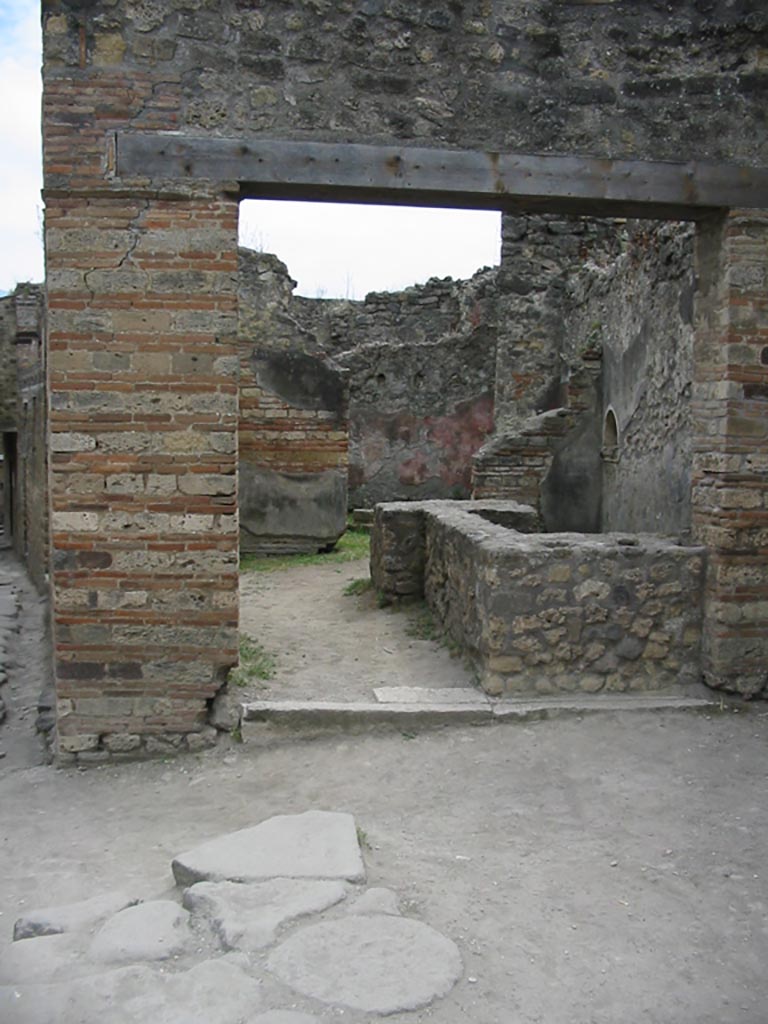 VII.12.15 Pompeii. May 2003. Looking south to entrance doorway. Photo courtesy of Nicolas Monteix.