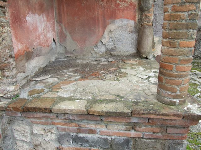 VII.14.5 Pompeii.  March 2009. Lararium. Base.

