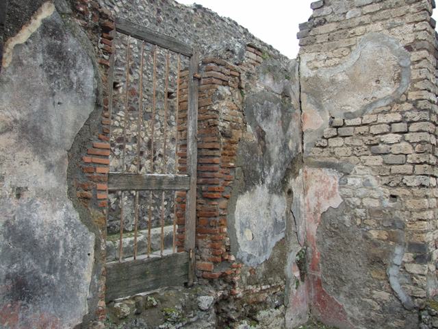VII.14.5 Pompeii.  March 2009. Entrance doorway of VII.14.18, looking south west.
