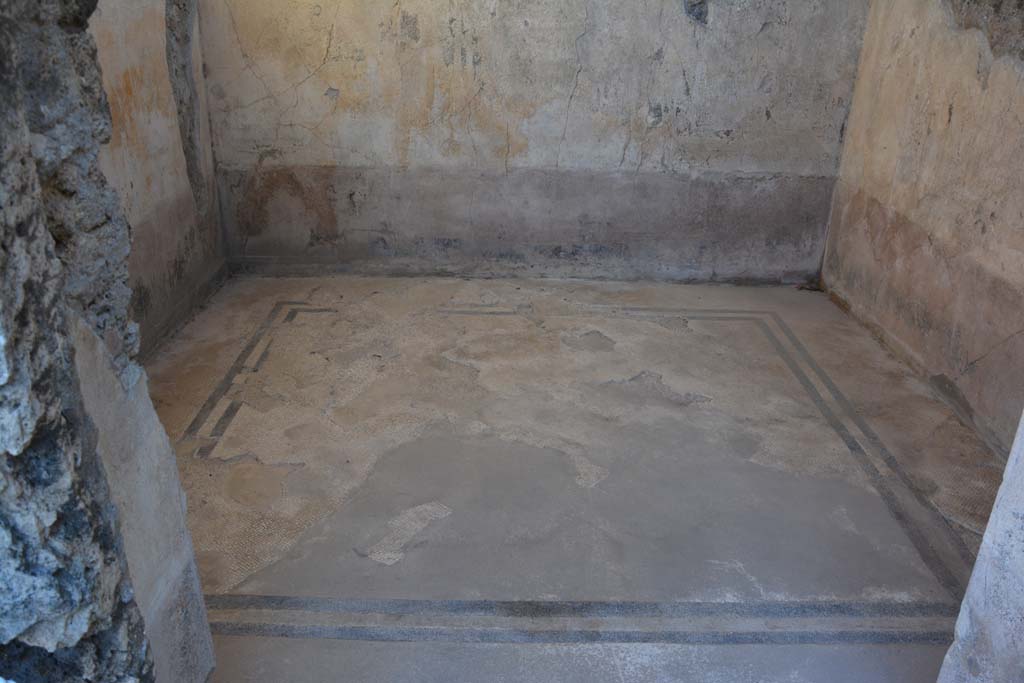 VII.15.2 Pompeii. October 2019. Looking east across flooring towards east wall. 
Foto Annette Haug, ERC Grant 681269 DÉCOR.
