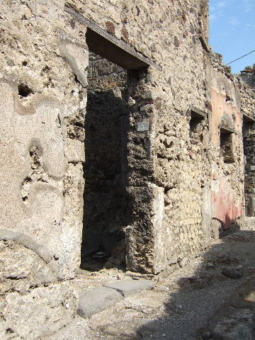 VII.15.3 House