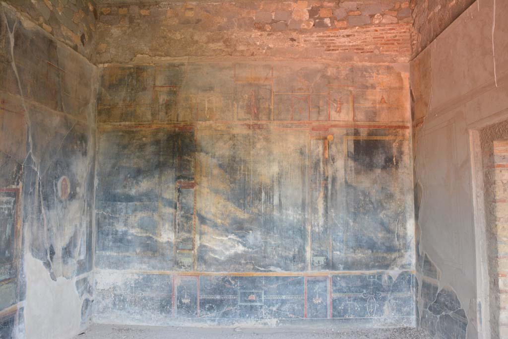 VII.16.22 Pompeii. October 2018. East wall of room in north-west corner of first level floor below ground.
Foto Annette Haug, ERC Grant 681269 DCOR.
