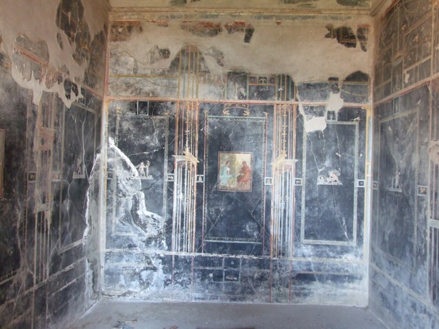 VII.16.17-22 Pompeii. December 2007. Painted vaulted ceiling at east end of room.