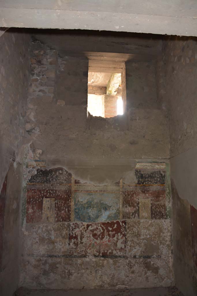 VII.16.17-22 Pompeii. October 2018. Cubiculum 23, upper east wall.
Foto Annette Haug, ERC Grant 681269 DCOR.

