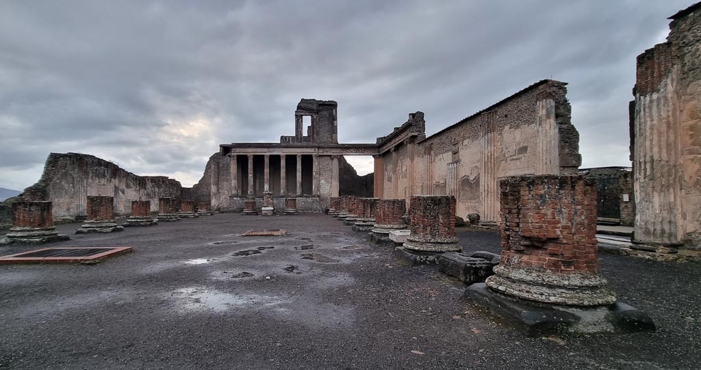 VIII.1.1 Pompeii. January 2023. Looking west from top of steps from Forum. Photo courtesy of Miriam Colomer.