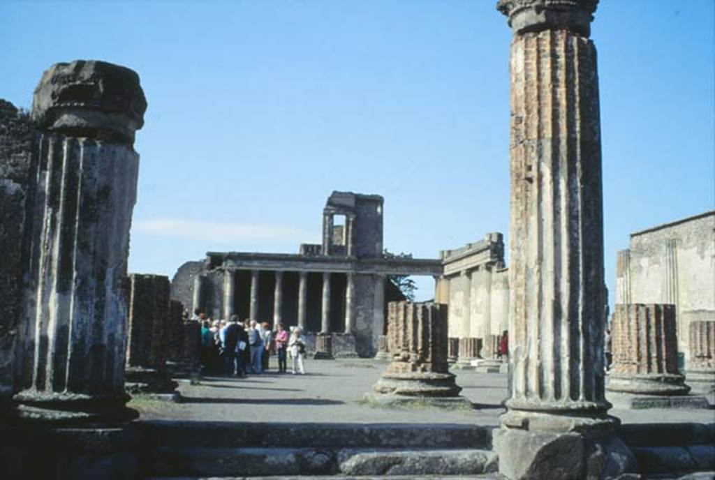 VIII.1.1 Pompeii. October 1992. Looking west from Forum towards steps at southern central entrance.
Photo by Louis Méric courtesy of Jean-Jacques Méric.

