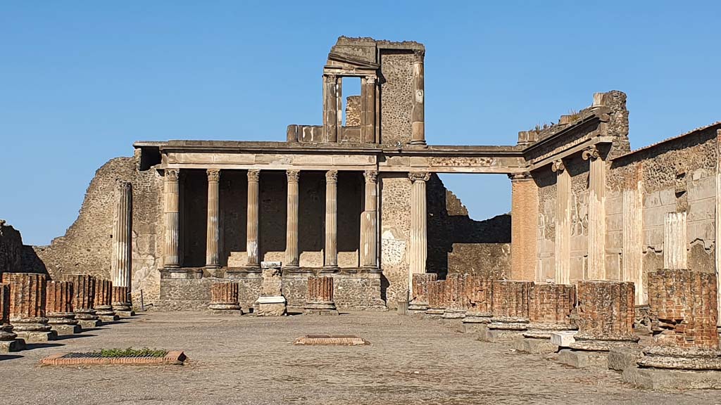 VIII.1.1 Pompeii. Basilica. July 2021. Looking towards the west end.
Foto Annette Haug, ERC Grant 681269 DÉCOR.
