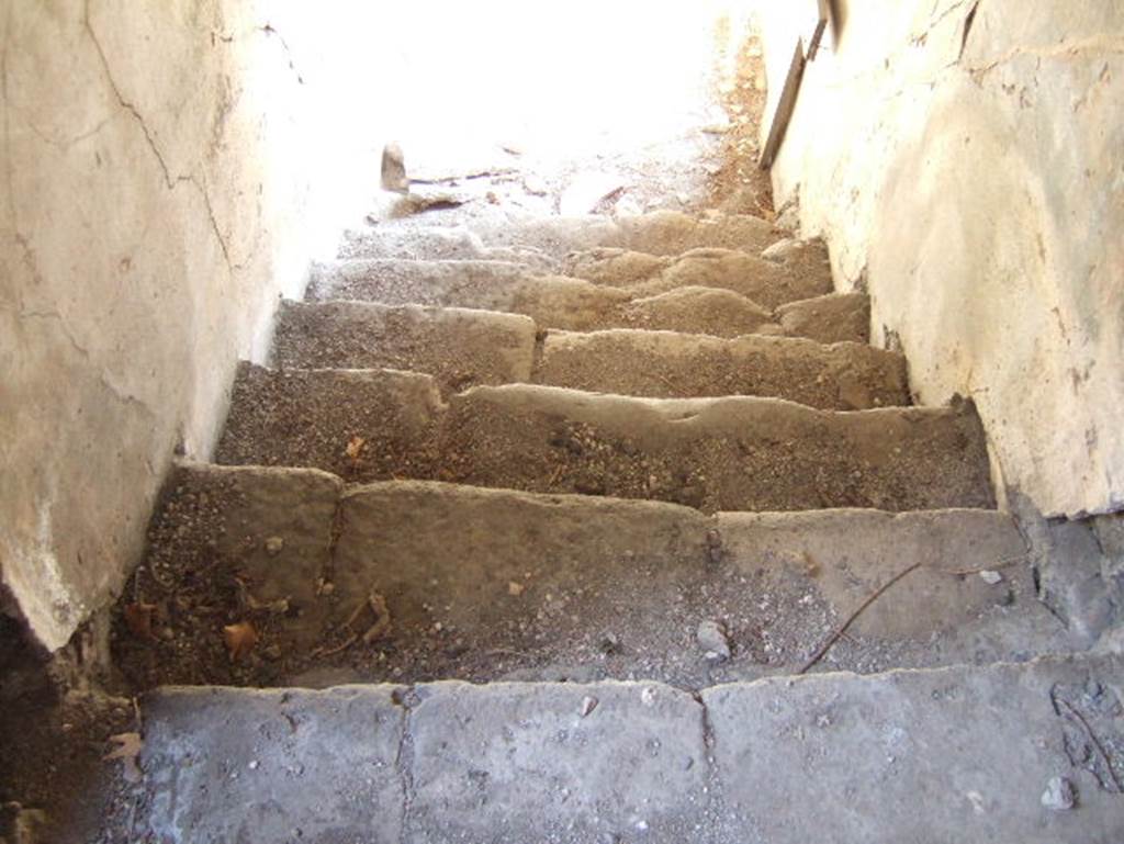 VIII.2.26 Pompeii. September 2005. Steps to lower floor.
