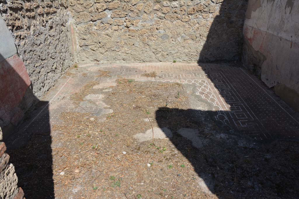 VIII.2.39 Pompeii. September 2019. Room c, looking north across flooring.
Foto Annette Haug, ERC Grant 681269 DÉCOR
