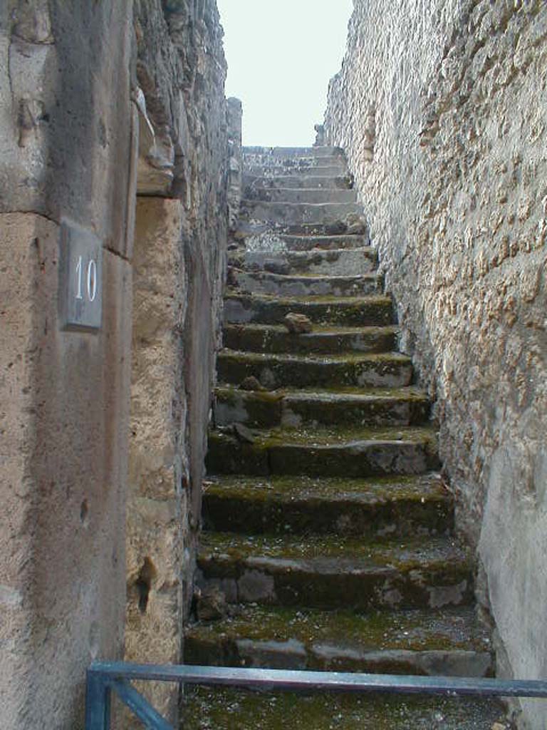 VIII.3.10 Pompeii. September 2004. Steps to upper apartment