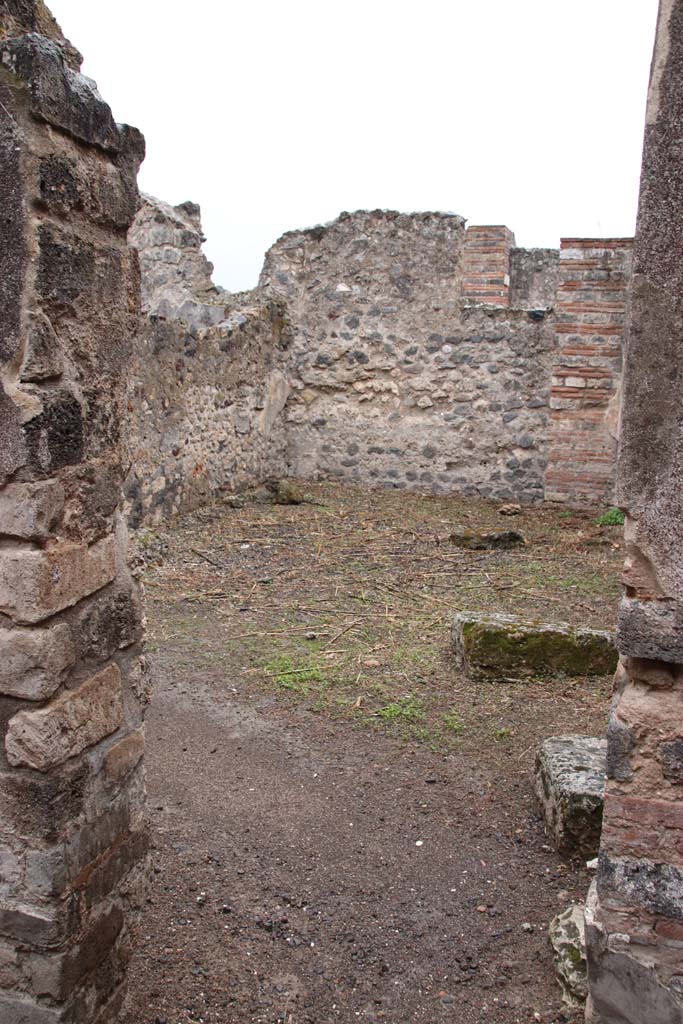 VIII.6.11 Pompeii. October 2020. Looking south through doorway to room on south side of entrance, according to Eschebach  a stable?. 
Photo courtesy of Klaus Heese
