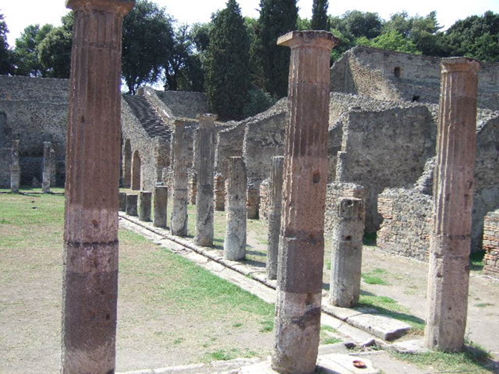 VIII.7.16 Pompeii. May 2006.  Ionic Capital.
