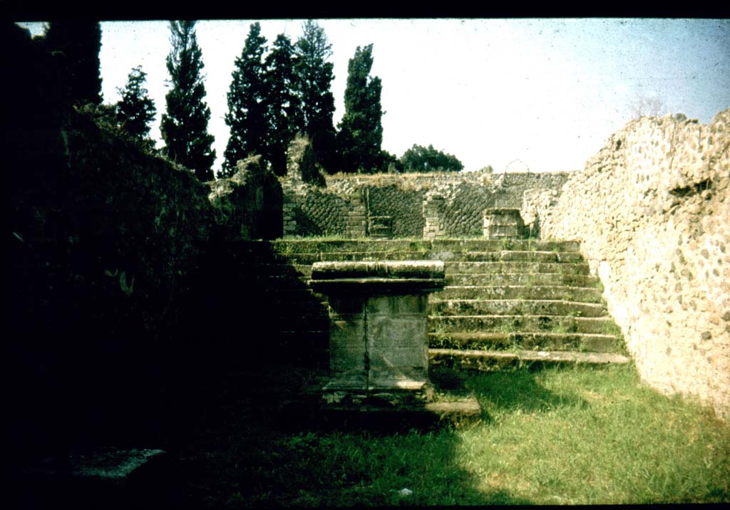 VIII.7.25 Pompeii. Looking west to the stairs leading to the temple. 
Photographed 1970-79 by Günther Einhorn, picture courtesy of his son Ralf Einhorn.
