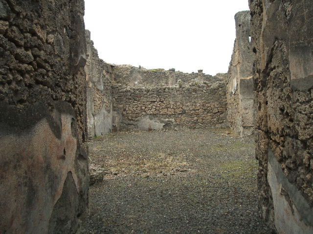 IX.2.17  Pompeii. May 2005.  Room 1, Atrium and North wall of Tablinum.