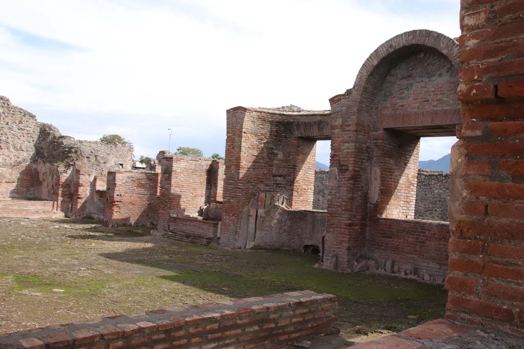 IX.4.18 Pompeii. October 2020. Room “s”, caldarium, looking towards south wall. Photo courtesy of Klaus Heese.