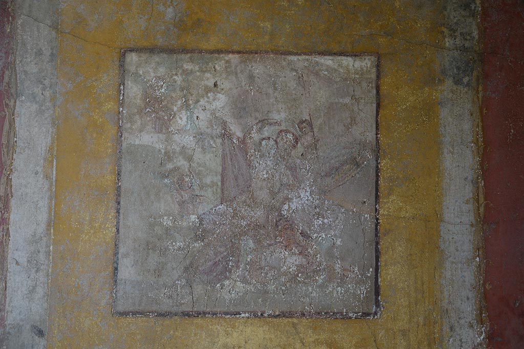 IX.7.20 Pompeii. October 2017.  
Large triclinium (room i), painting of Ares and Aphrodite or Mars and Venus surrounded by cupids, from centre of east wall. 
Photo courtesy of Johannes Eber.
