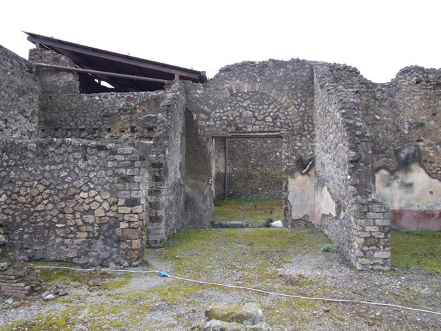 IX.8.6 Pompeii. March 2009.   Room 30, Corridor, leading north.
