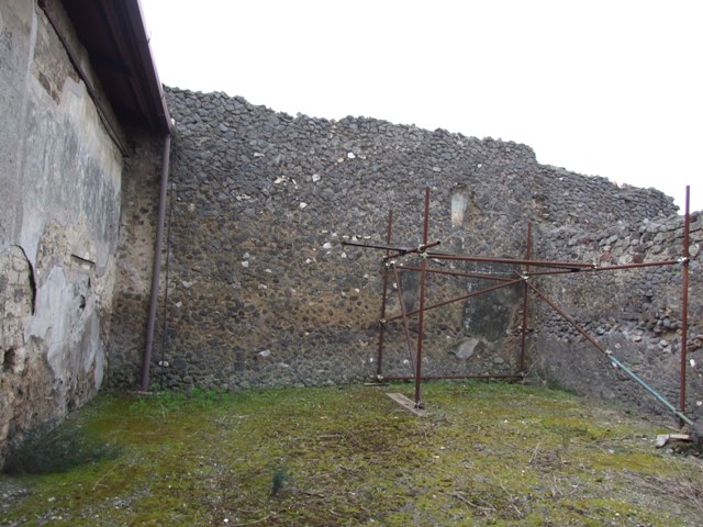 IX.8.6 Pompeii. March 2009.   Room 36, Cubiculum.

