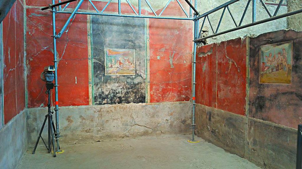 IX.12.6 Pompeii. 2016/2017. 
Looking towards north wall, north-east corner and east wall both with banqueting scenes. Photo courtesy of Giuseppe Ciaramella.
