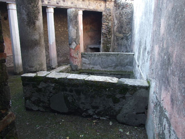 HGW24 Pompeii. December 2006. Baths complex.