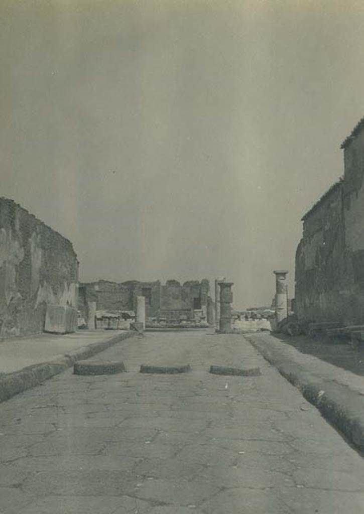 Via Marina, 5th June 1925.  Looking east between VII.7.32 the Temple of Apollo and VIII.1, towards the Forum. Photo courtesy of Rick Bauer. 
