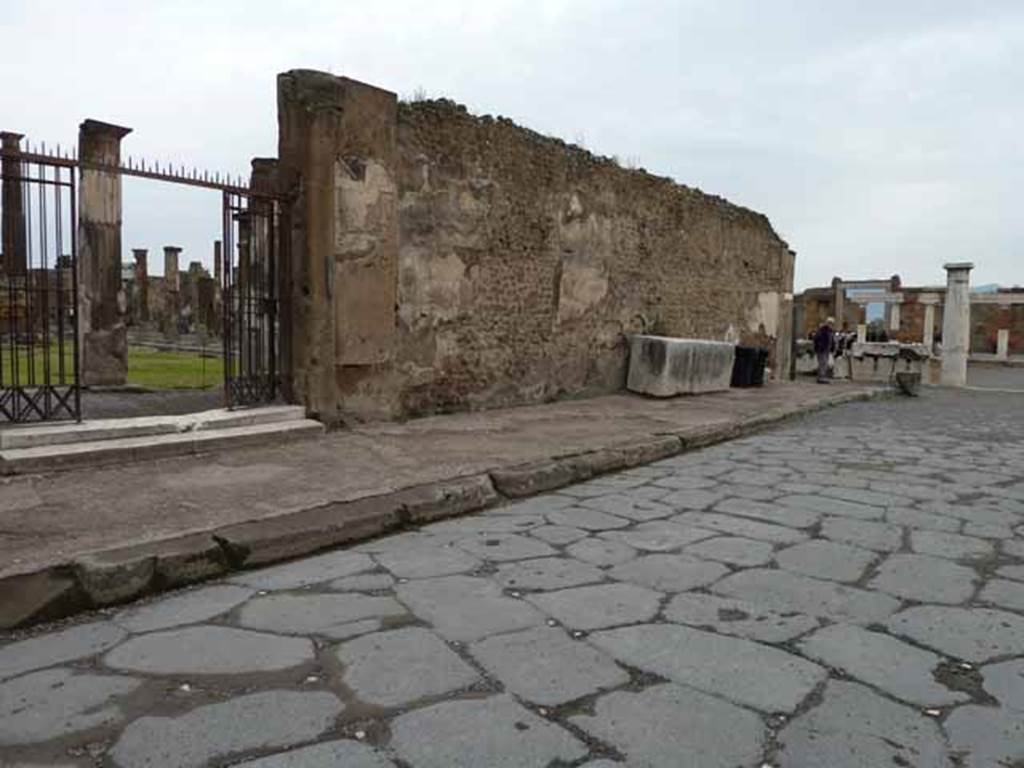 Via Marina, north side, May 2010. Looking north-east towards the Temple of Apollo.
