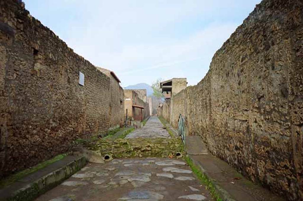 Via di Nocera, May 2010. Looking north between I.14 and II.9, and site of the Sarno Canal. Photo courtesy of Rick Bauer.