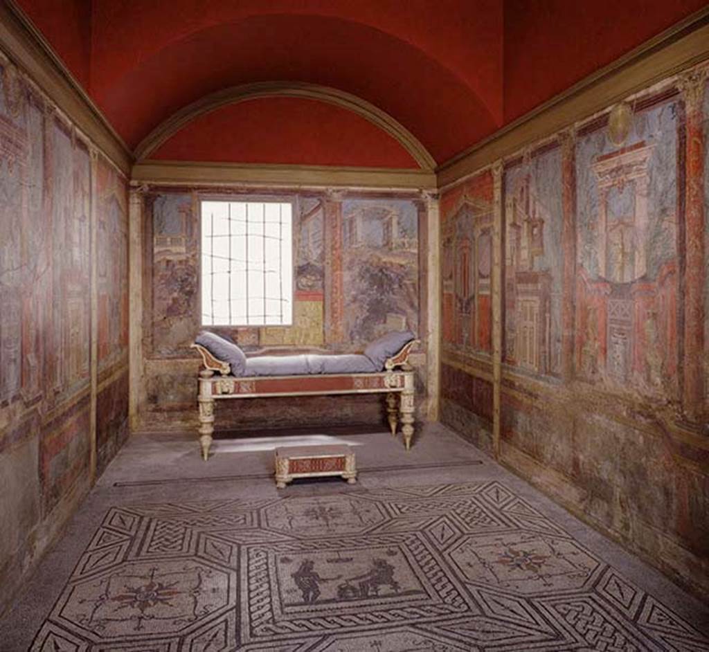 Villa of P Fannius Synistor at Boscoreale. Cubiculum M with frescoes and mosaic floor.
Now in the Metropolitan Museum.