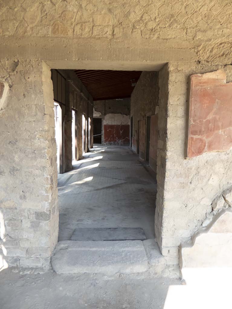 Oplontis Villa of Poppea, September 2017. 
Portico 24, looking west through doorway at east end, connecting with Portico 40 and Peristyle 59.
Foto Annette Haug, ERC Grant 681269 DÉCOR.
