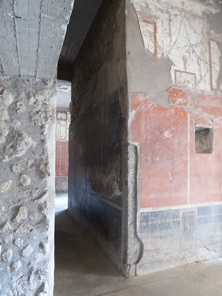 Oplontis Villa of Poppea, September 2017. 
Corridor 77, looking north along east wall towards room 66 from room 79, on right. 
Foto Annette Haug, ERC Grant 681269 DÉCOR.
