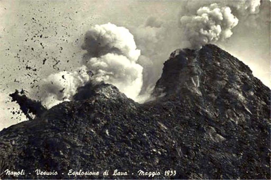 Vesuvius Eruption, May 1933. Old postcard with title - Napoli, Vesuvio, Esplosione di Lava, Maggio 1933.