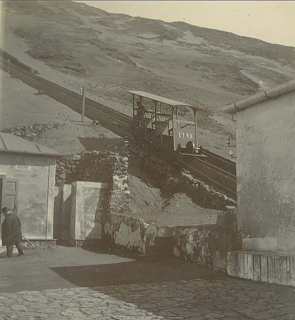 Vesuvius Funicular railway. The car Etna at the lower station c.1902-1903.
Photo courtesy of Rick Bauer.
