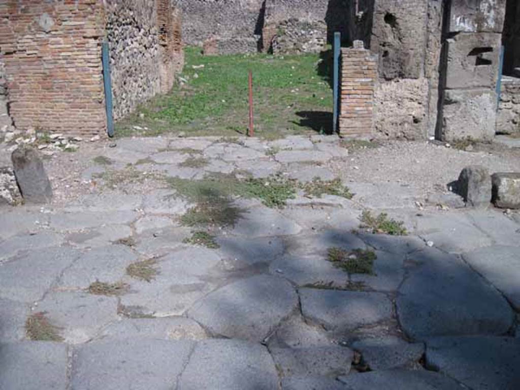 I.1.3 Pompeii. September 2010. Detail of sloping ramp from Via Stabiana, looking east. Photo courtesy of Drew Baker.
