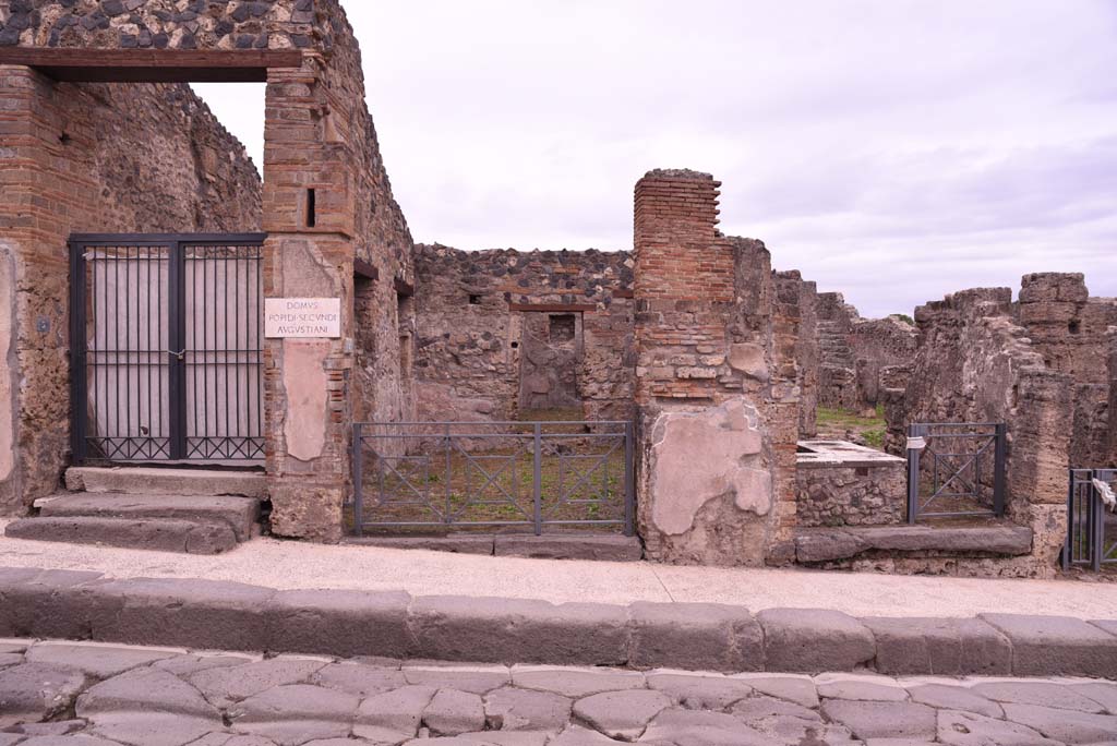 I.4.5 Pompeii, on left, I.4.4, in centre, with I.4.3, on right. October 2019. Looking east towards entrance doorways. 
Foto Tobias Busen, ERC Grant 681269 DÉCOR.

