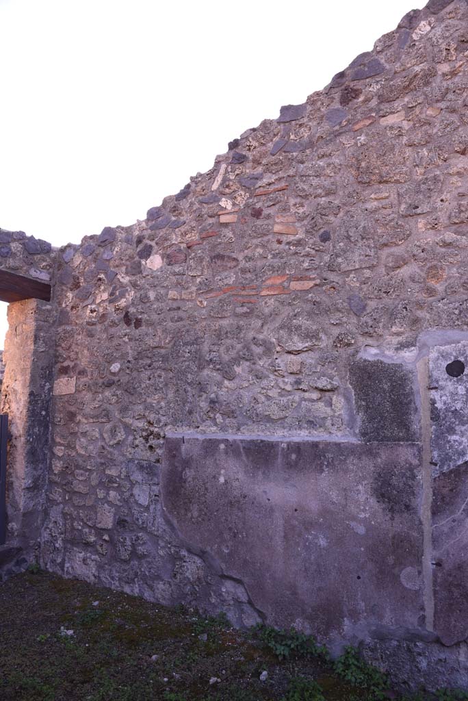 I.4.6 Pompeii. October 2019. Rear room, south wall at east end. 
Foto Tobias Busen, ERC Grant 681269 DÉCOR.

