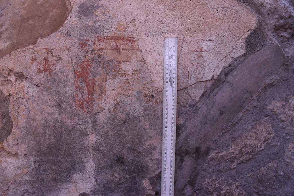 I.4.25 Pompeii. October 2019. Room 36, detail from north end of west wall in cubiculum. 
Foto Tobias Busen, ERC Grant 681269 DCOR.
