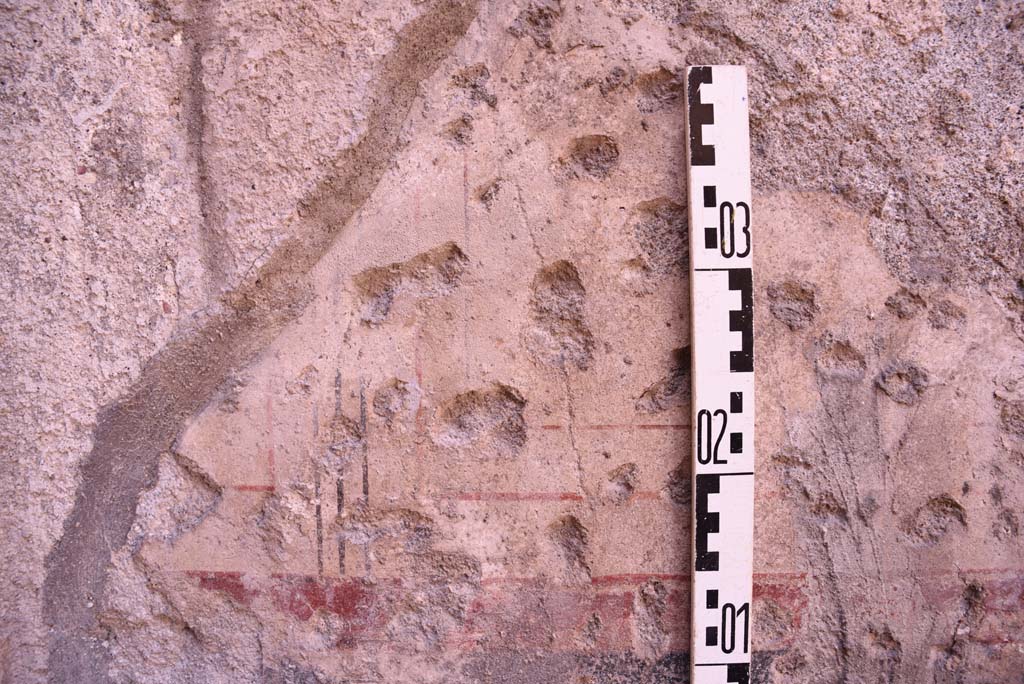 I.4.25 Pompeii. October 2019. Room 44, cubiculum, detail of lower north-west corner in alcove.
Foto Tobias Busen, ERC Grant 681269 DCOR.

