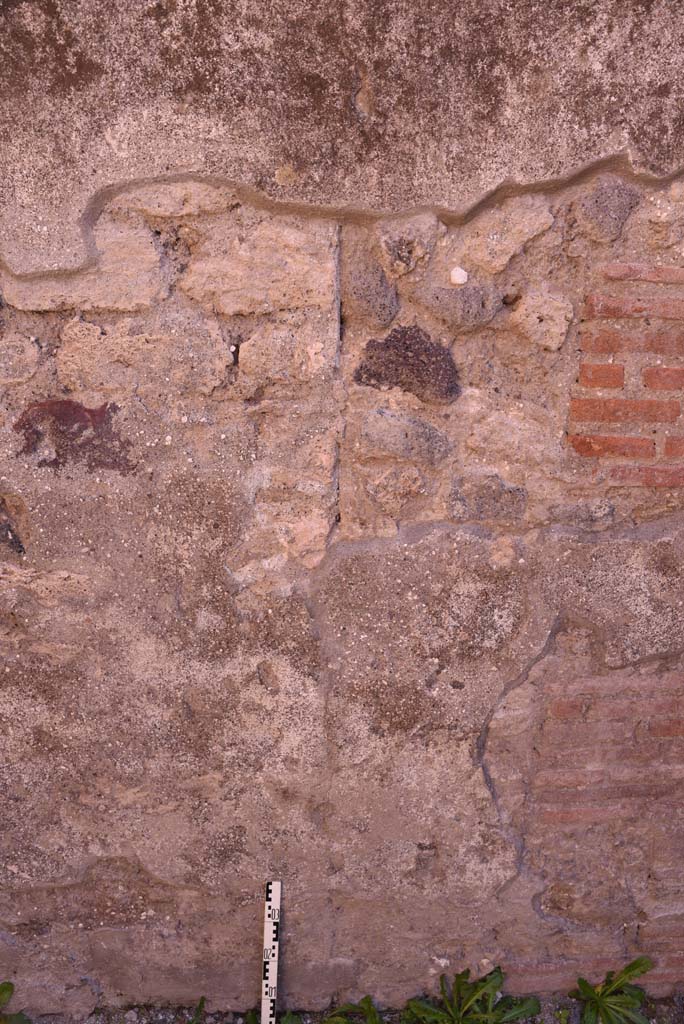 I.4.28 Pompeii. October 2019. Room 26, detail from south wall in south-east corner.
Foto Tobias Busen, ERC Grant 681269 DÉCOR.
