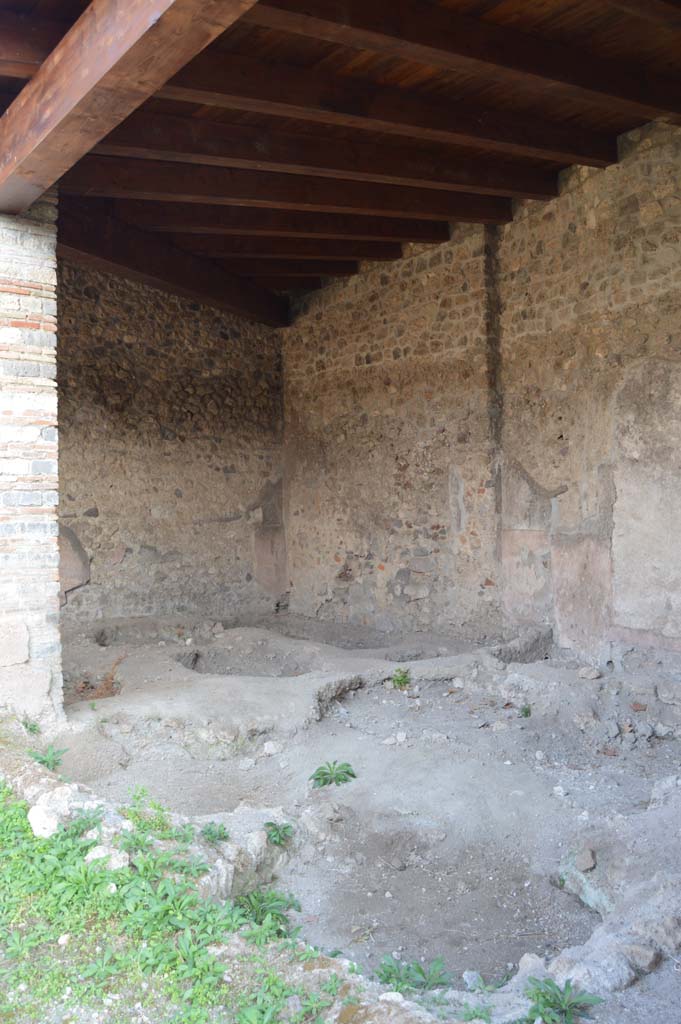 I.5.2 Pompeii. October 2017. Looking towards south-east corner.
Foto Taylor Lauritsen, ERC Grant 681269 DÉCOR.
