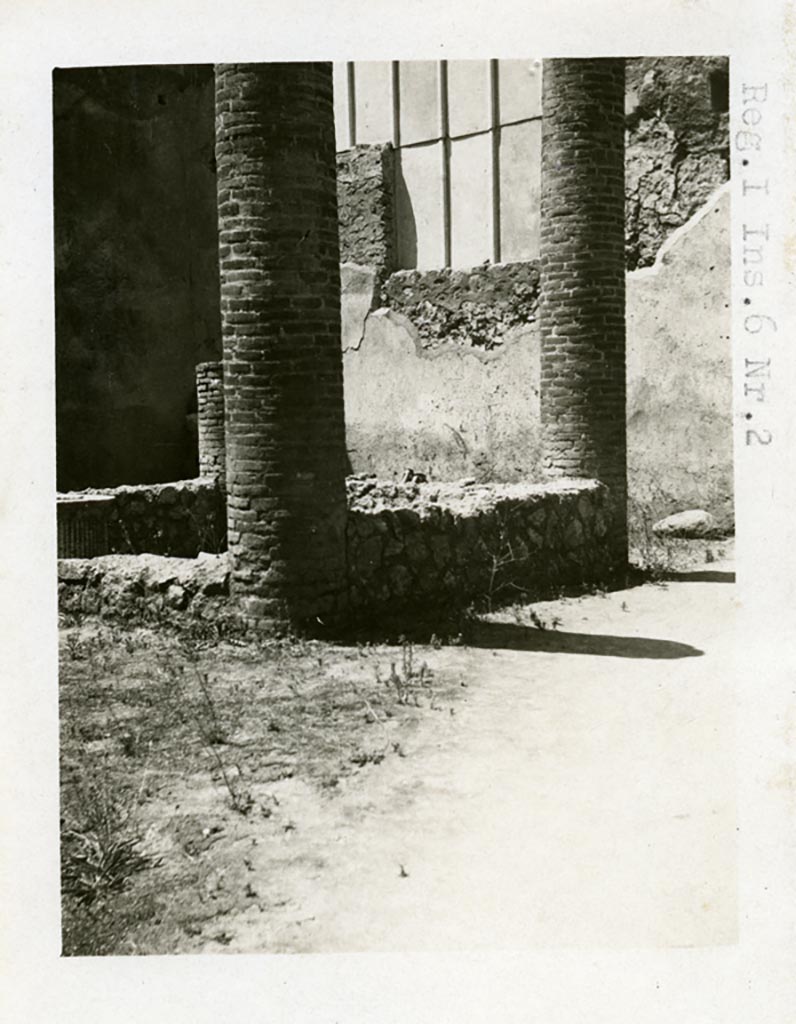 I.6.2 Pompeii. Pre-1937-39. Impluvium in atrium, looking north-west.
Photo courtesy of American Academy in Rome, Photographic Archive. Warsher collection no. 1857

