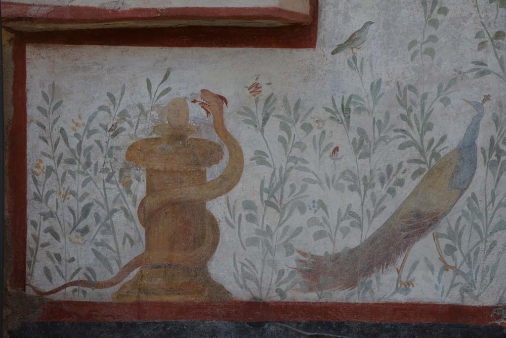I.6.2 Pompeii. March 2019. Painted altar and peacock below Mercury.
Foto Annette Haug, ERC Grant 681269 DÉCOR.

