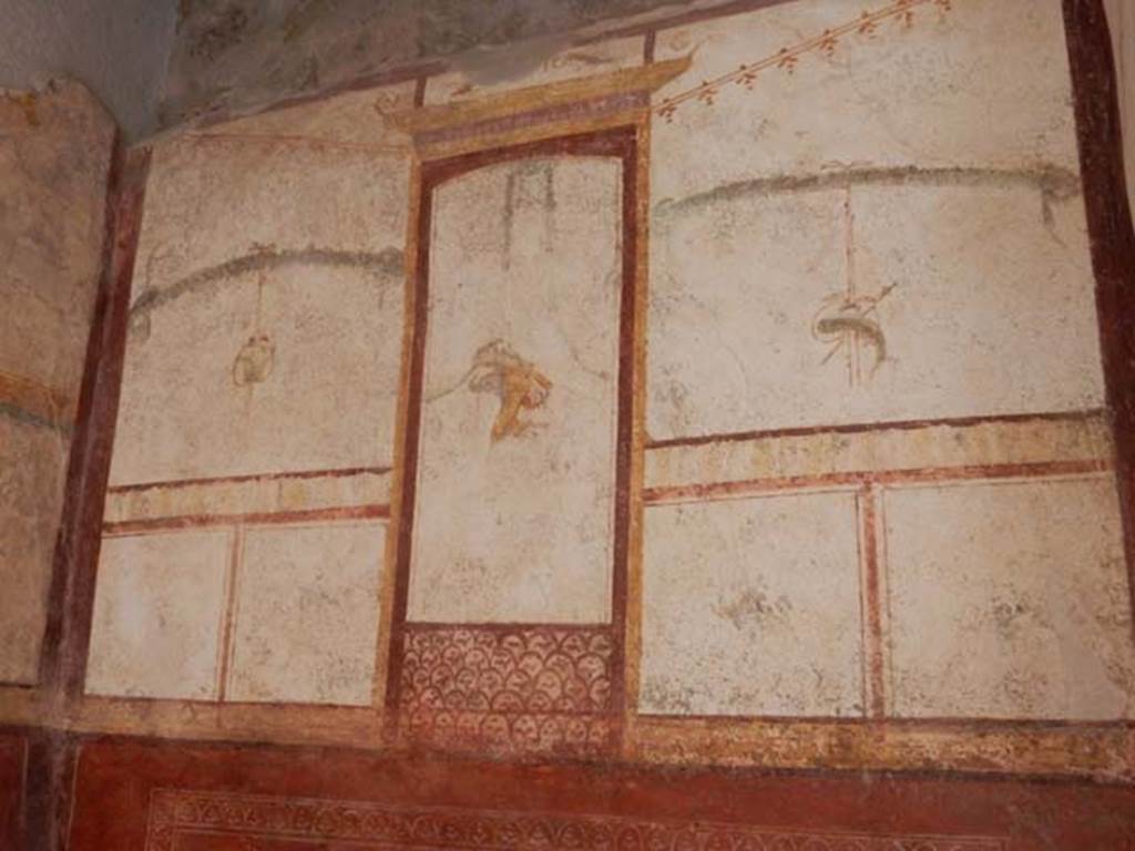 I.6.7 Pompeii. September 2019. Detail from east end of north wall. Photo courtesy of Klaus Heese.