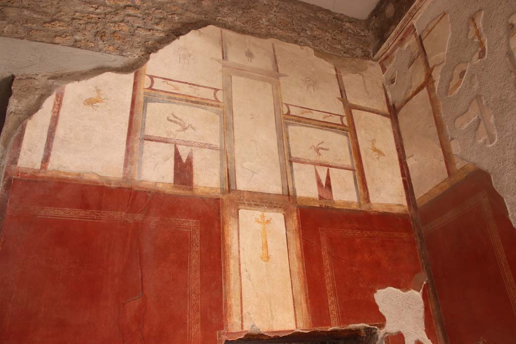I.6.7 Pompeii. September 2019. Upper east wall in south-east corner of atrium. Photo courtesy of Klaus Heese.