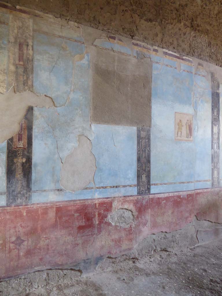 I.6.11 Pompeii. January 2017. Looking south along east wall of atrium.
Foto Annette Haug, ERC Grant 681269 DÉCOR.

