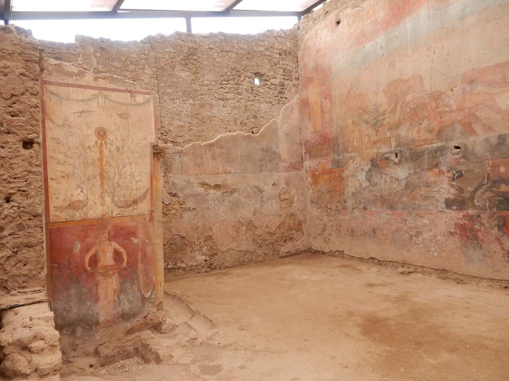 I.6.15 Pompeii. June 2019. Room 9, looking towards west wall. Photo courtesy of Buzz Ferebee.

