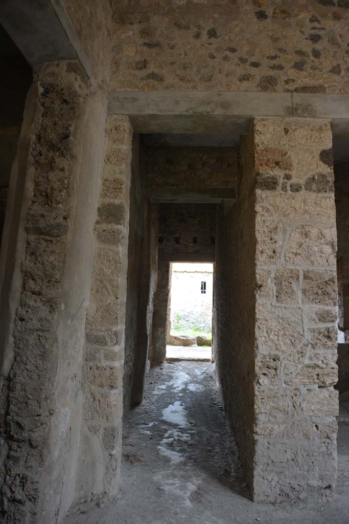 .8.17 Pompeii. March 2019. 
Room 11 corridor, looking east from atrium 3 towards west portico and garden area.
Foto Annette Haug, ERC Grant 681269 DCOR.
