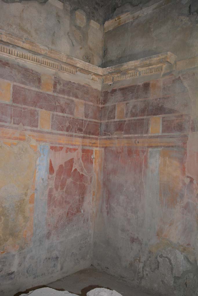 I.8.17 Pompeii. October 2019. Room 12, south-east corner.
Foto Annette Haug, ERC Grant 681269 DCOR.
