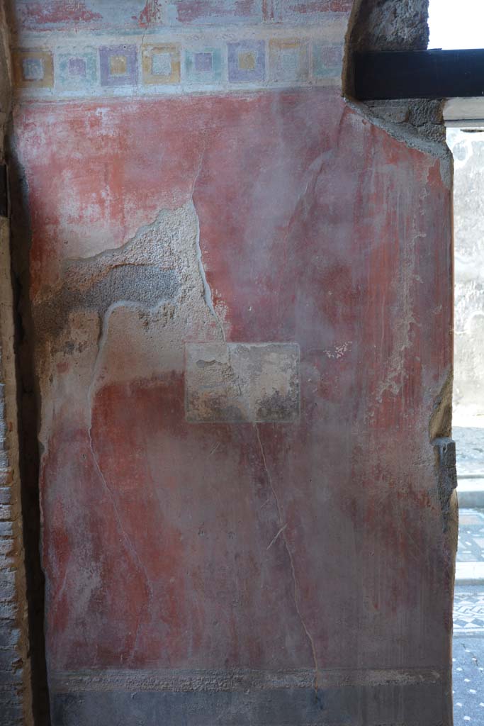 I.9.1 Pompeii. October 2019. Room 11, west wall with doorway to atrium, on right.
Foto Annette Haug, ERC Grant 681269 DCOR.

